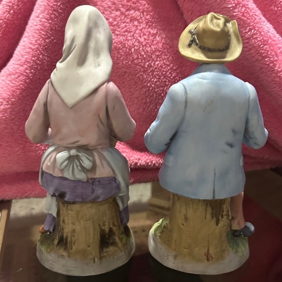 Vintage Homco Old Farm Couple Man & Woman w/Basket of Grapes - Picture 3 of 5